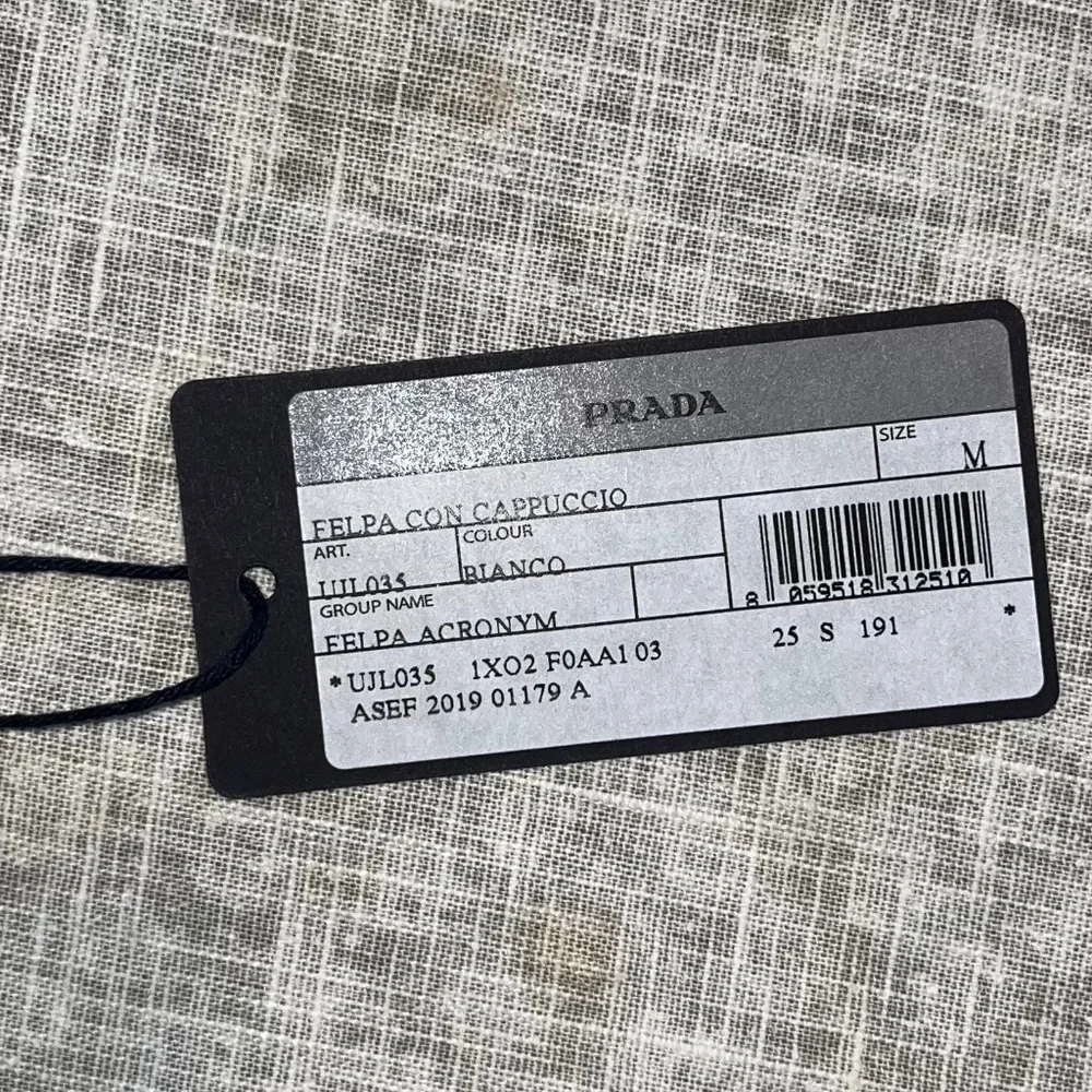 Prada logo hoodie - Picture 9 of 9